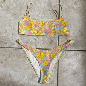Triangl swimwear BIKINI! Size small top and size medium bottoms!!